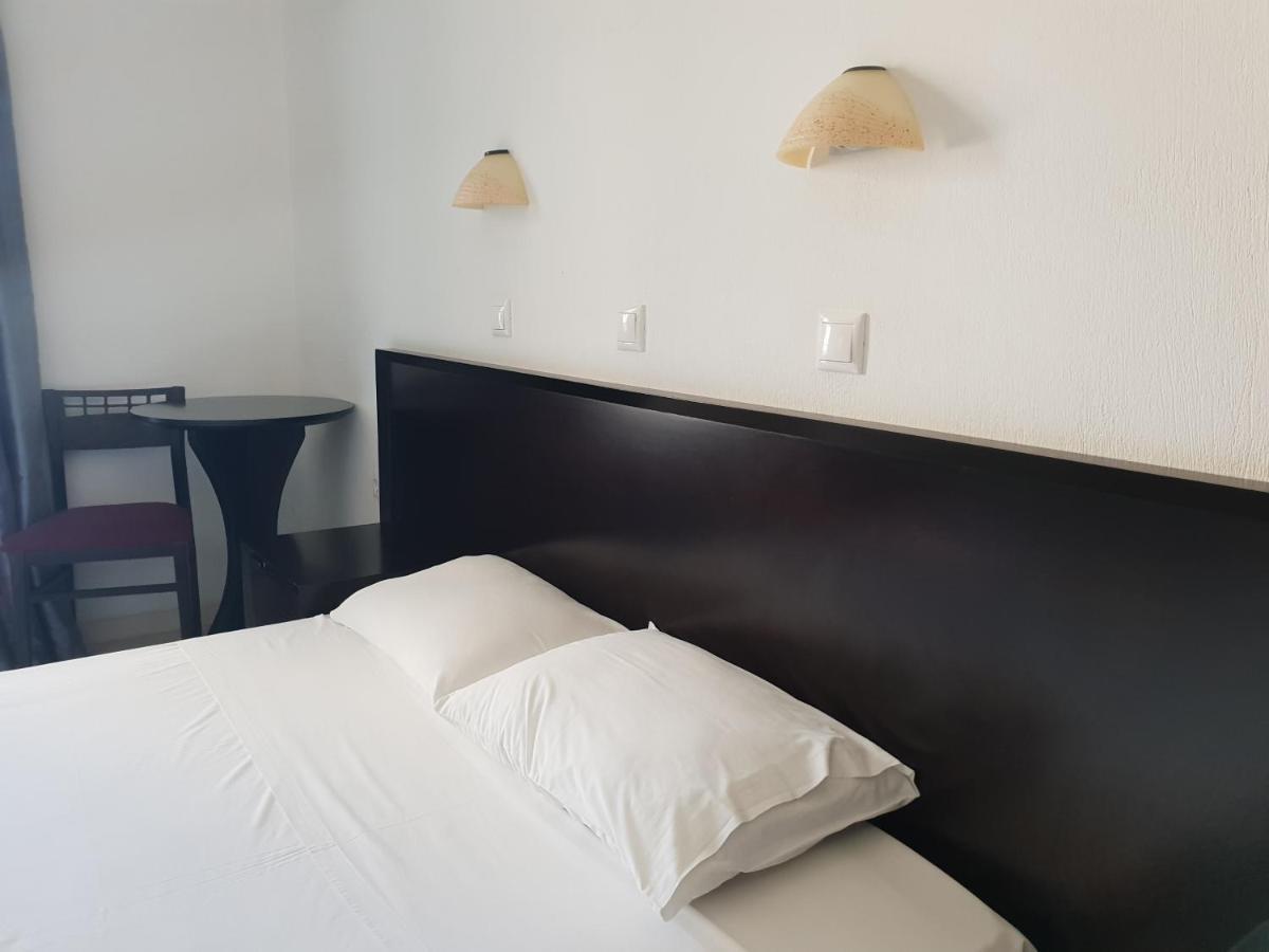 Captain'S Rocks Hotel Chrisi Akti (Paros) Exterior foto