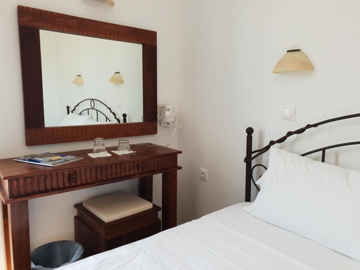 Captain'S Rocks Hotel Chrisi Akti (Paros) Exterior foto